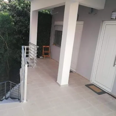 Apartment Elpida's Selianitika